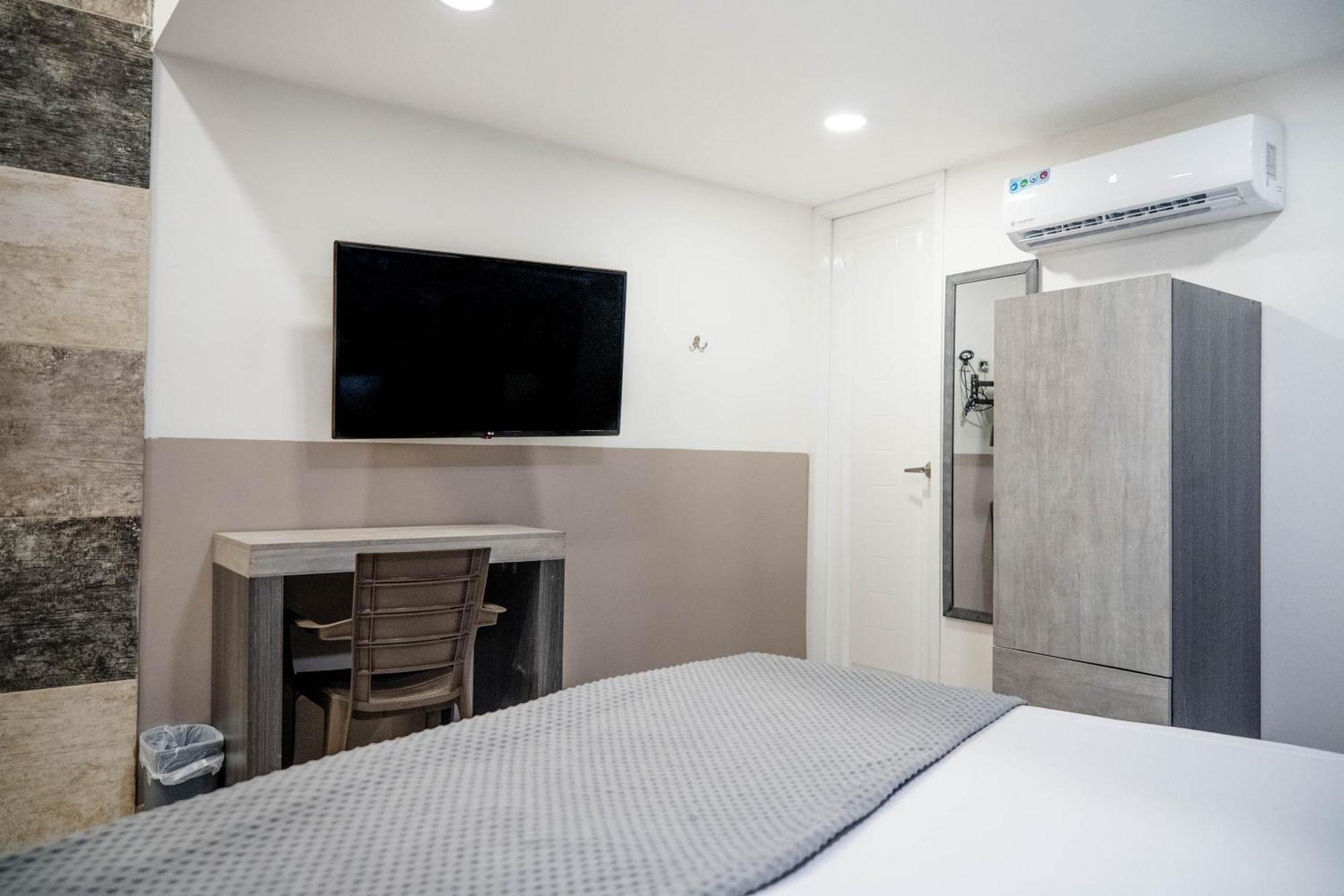 Bahia 79 Apartasuites Cerca al Centro Cartagena Bagian luar foto