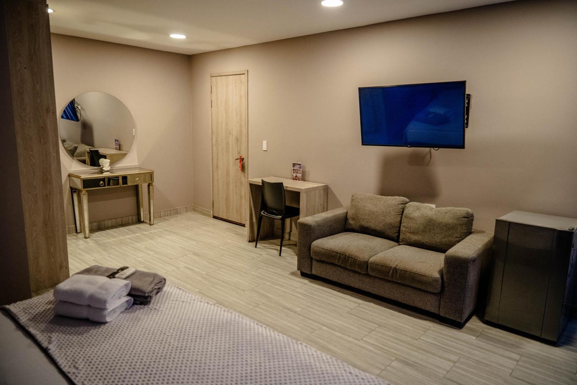 Bahia 79 Apartasuites Cerca al Centro Cartagena Bagian luar foto