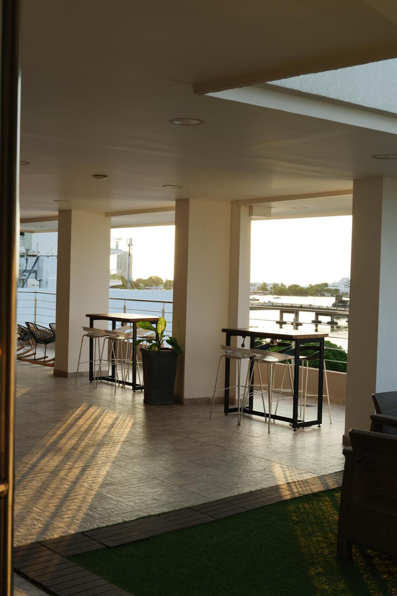 Bahia 79 Apartasuites Cerca al Centro Cartagena Bagian luar foto