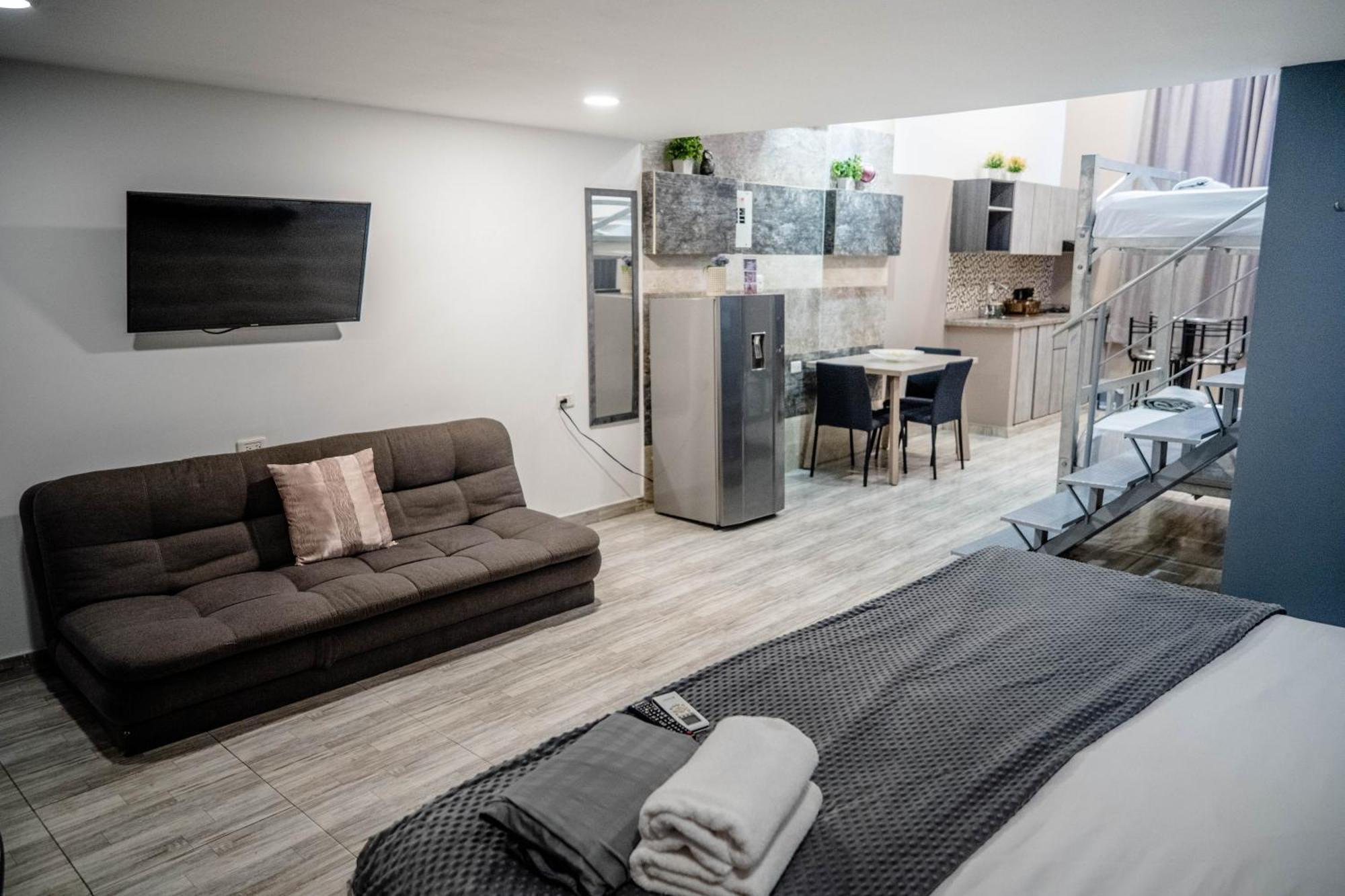 Bahia 79 Apartasuites Cerca al Centro Cartagena Bagian luar foto