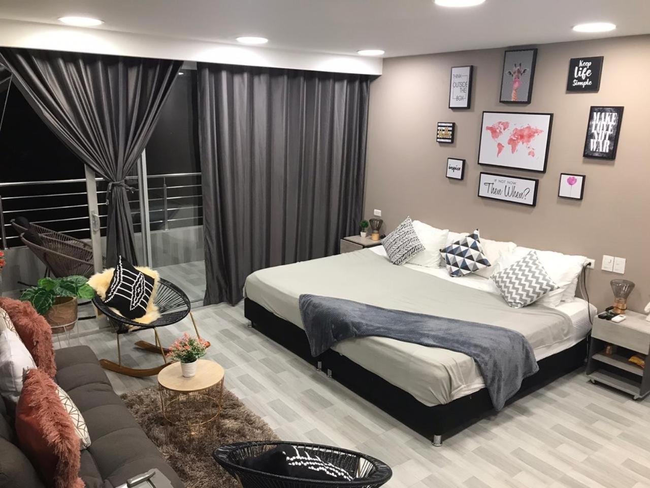 Bahia 79 Apartasuites Cerca al Centro Cartagena Bagian luar foto
