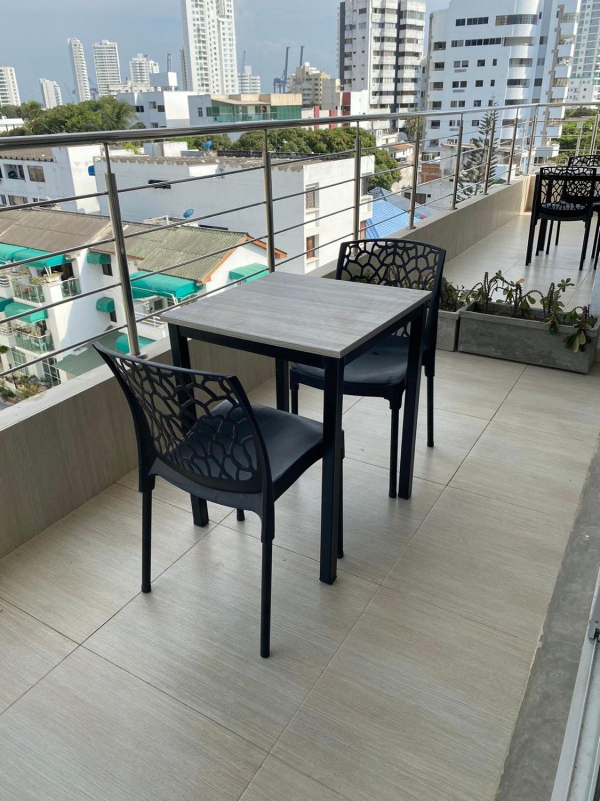 Bahia 79 Apartasuites Cerca al Centro Cartagena Bagian luar foto