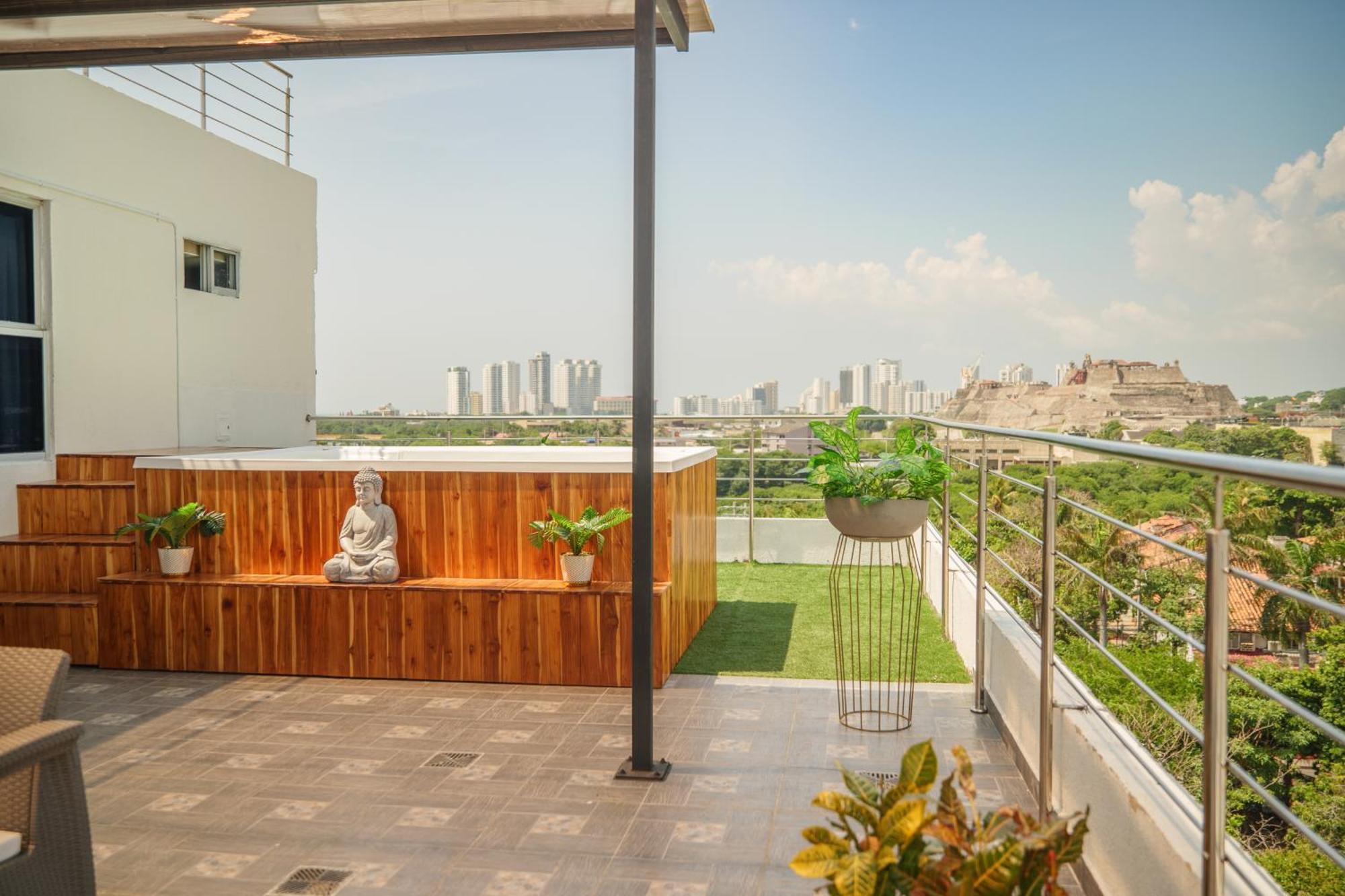 Bahia 79 Apartasuites Cerca al Centro Cartagena Bagian luar foto