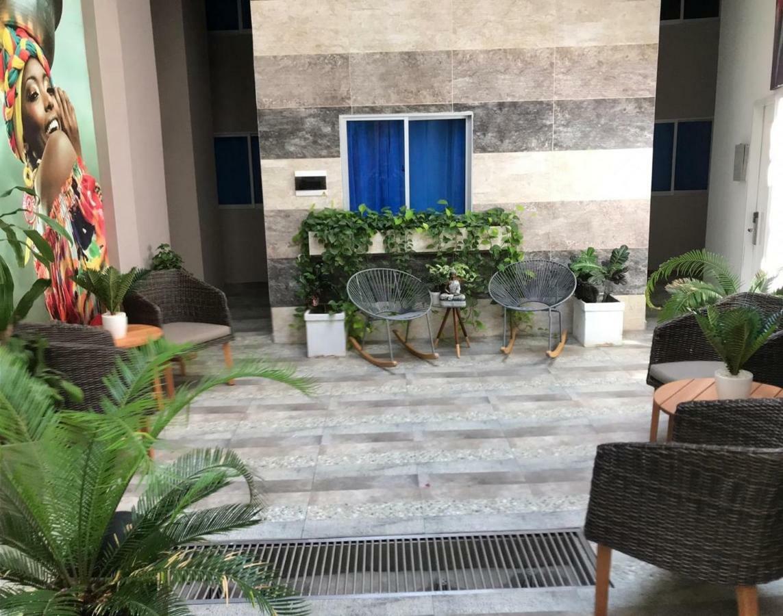 Bahia 79 Apartasuites Cerca al Centro Cartagena Bagian luar foto